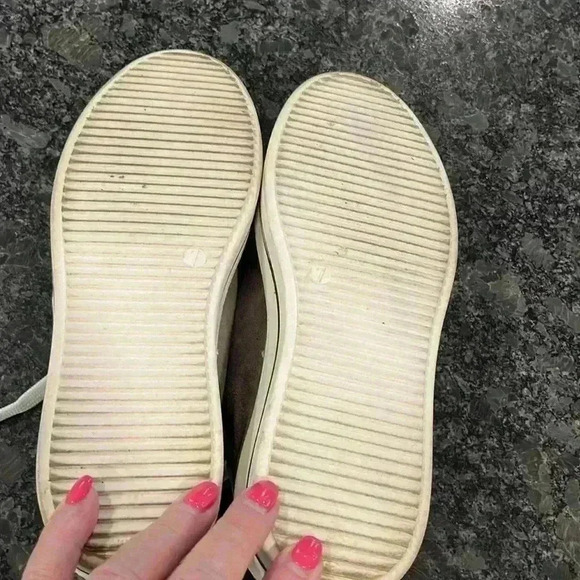 Steve Madden Womens Sneakers Tan/Beige 7 Lace-Up Platform Star Suede Sock Lining - Picture 5 of 8